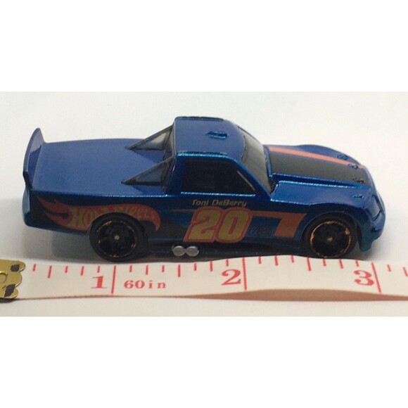 Circle Trucker Hot Wheels 2010 Blue Orange Tony DeBerry Race Car 20 Mattel H35 - Picture 12 of 14